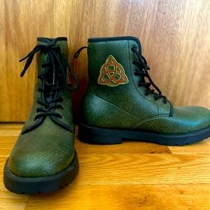 Charmed Irish Triquetra Vegan Leather Boots Size 38 EU / 6-6.5 US